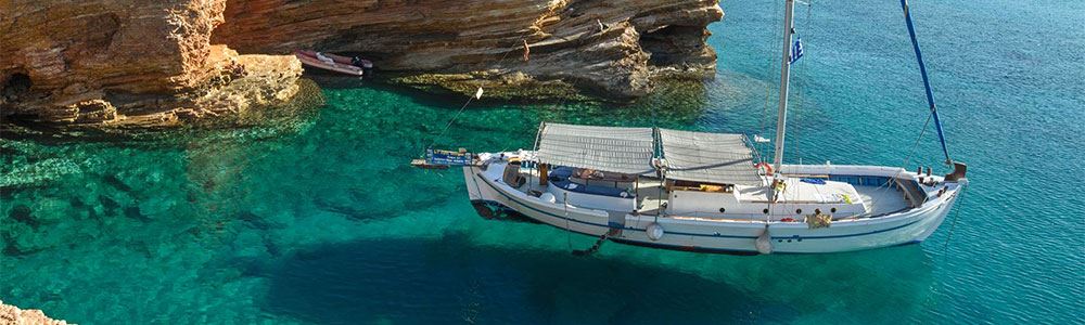 captain yiannis boat trip paros